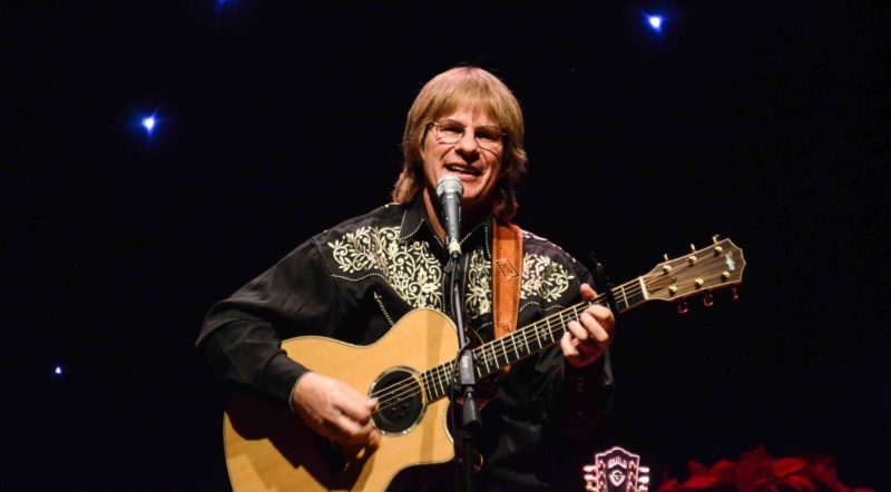 INTERVIEW: Chris Collins brings John Denver songbook to life - Hollywood  Soapbox